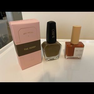 Nail polish 2 bottles